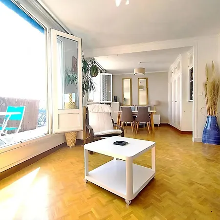 Apartment Lumineux - Dernier Etage Avec Balcon - Proche Centre-ville *