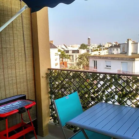Lumineux - Dernier Etage Avec Balcon - Proche Centre-ville * Nantes
