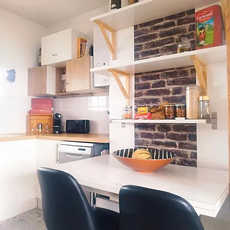 Lumineux - Dernier Etage Avec Balcon - Proche Centre-ville * Nantes